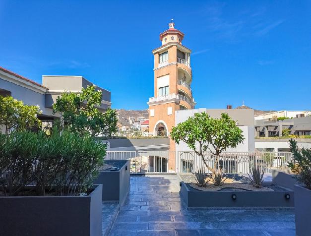 Unidad de esquina con azotea totalmente privada