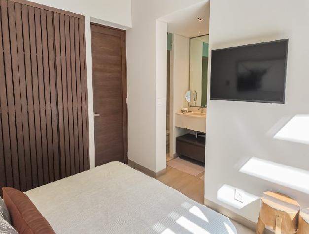 DJI_20000207174227_0121_D