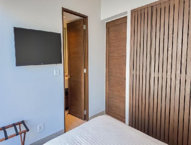 DJI_20000207174423_0128_D